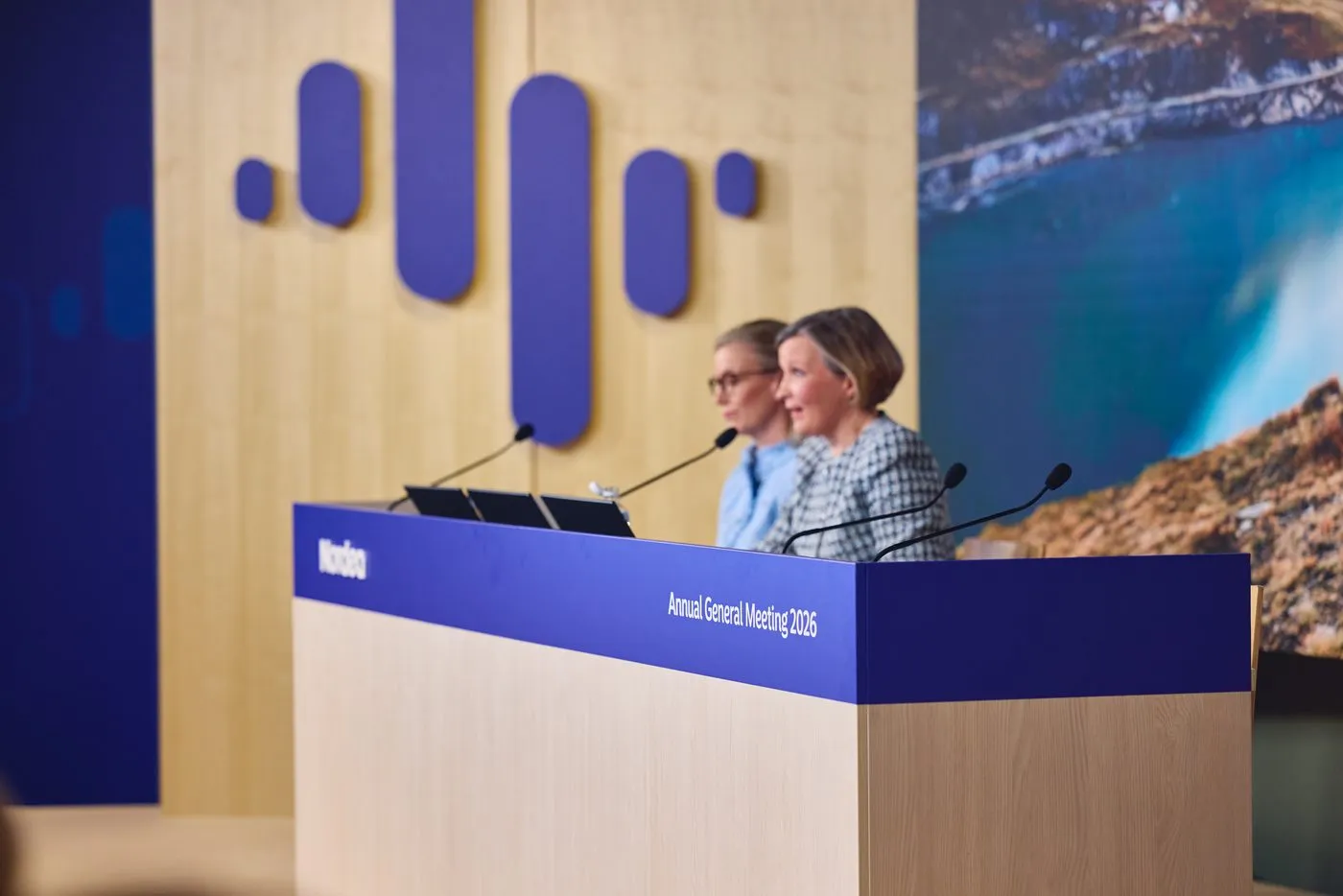 Nordea AGM 2026 — chair and officials at the podium
